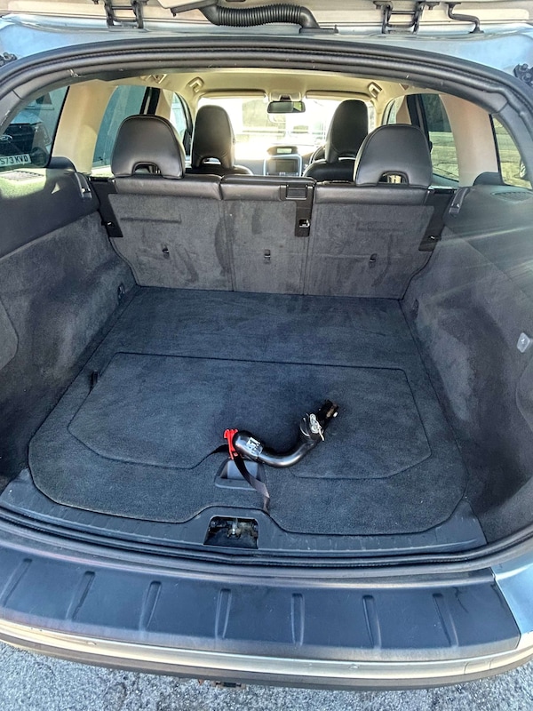 Used Volvo XC60 2008 for sale - 76319389: Photo 11