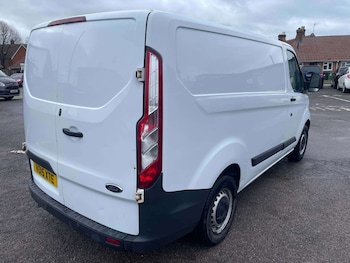 Used Ford Transit Custom 2015 for sale - 77196165: Photo