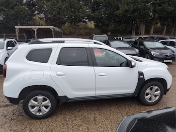 Used Dacia Duster 2020 for sale - 76421939: Photo