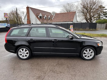 Used Volvo V50 2011 for sale - 77195218: Photo