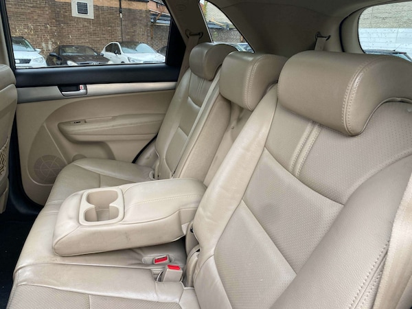 Used Kia Sorento 2010 for sale - 76328406: Photo 26