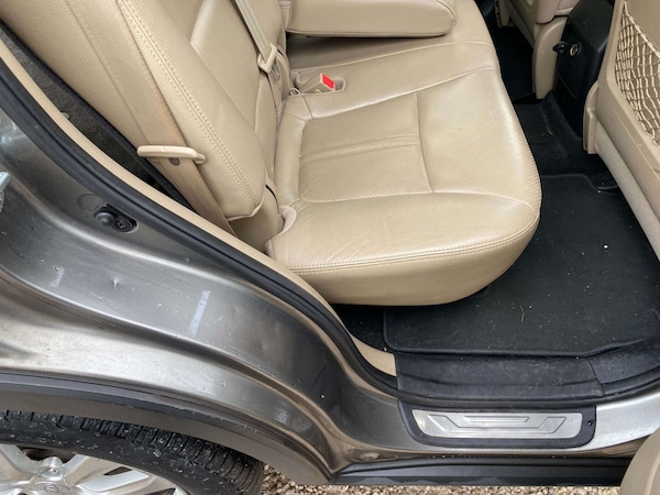 Used Kia Sorento 2010 for sale - 76328406: Photo 30