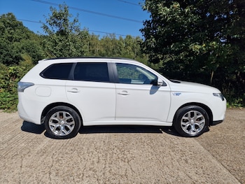 Used Mitsubishi Outlander 2015 for sale - 75611362: Photo