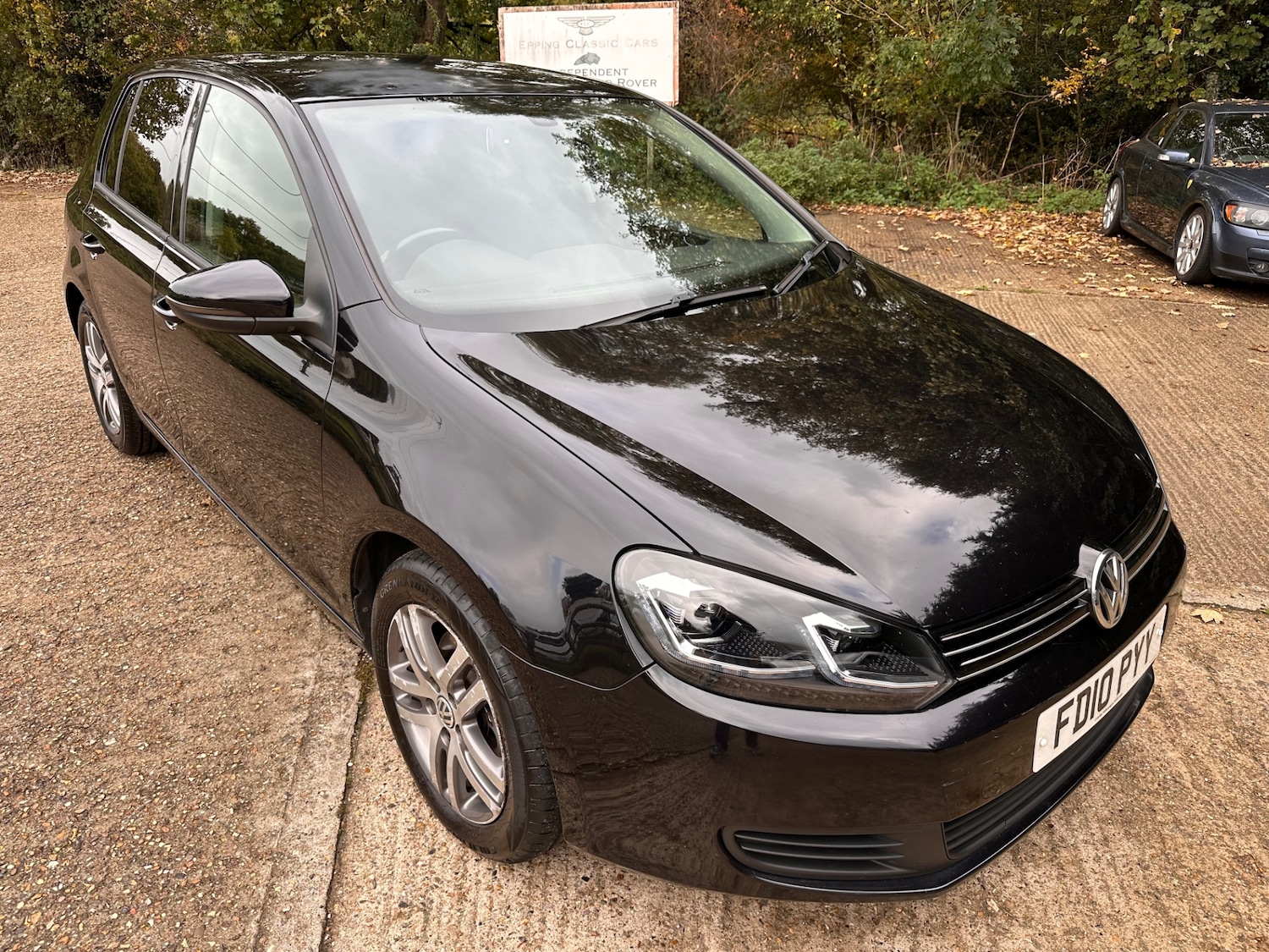 Used Volkswagen Golf 2010 for sale - 76316379: Photo 1