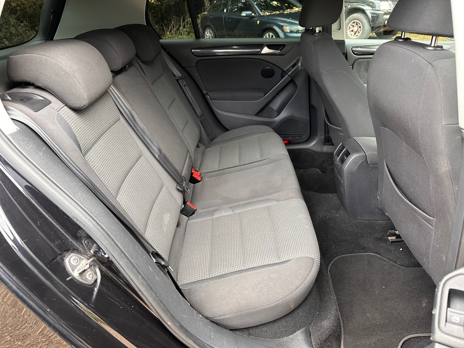 Used Volkswagen Golf 2010 for sale - 76316379: Photo 21