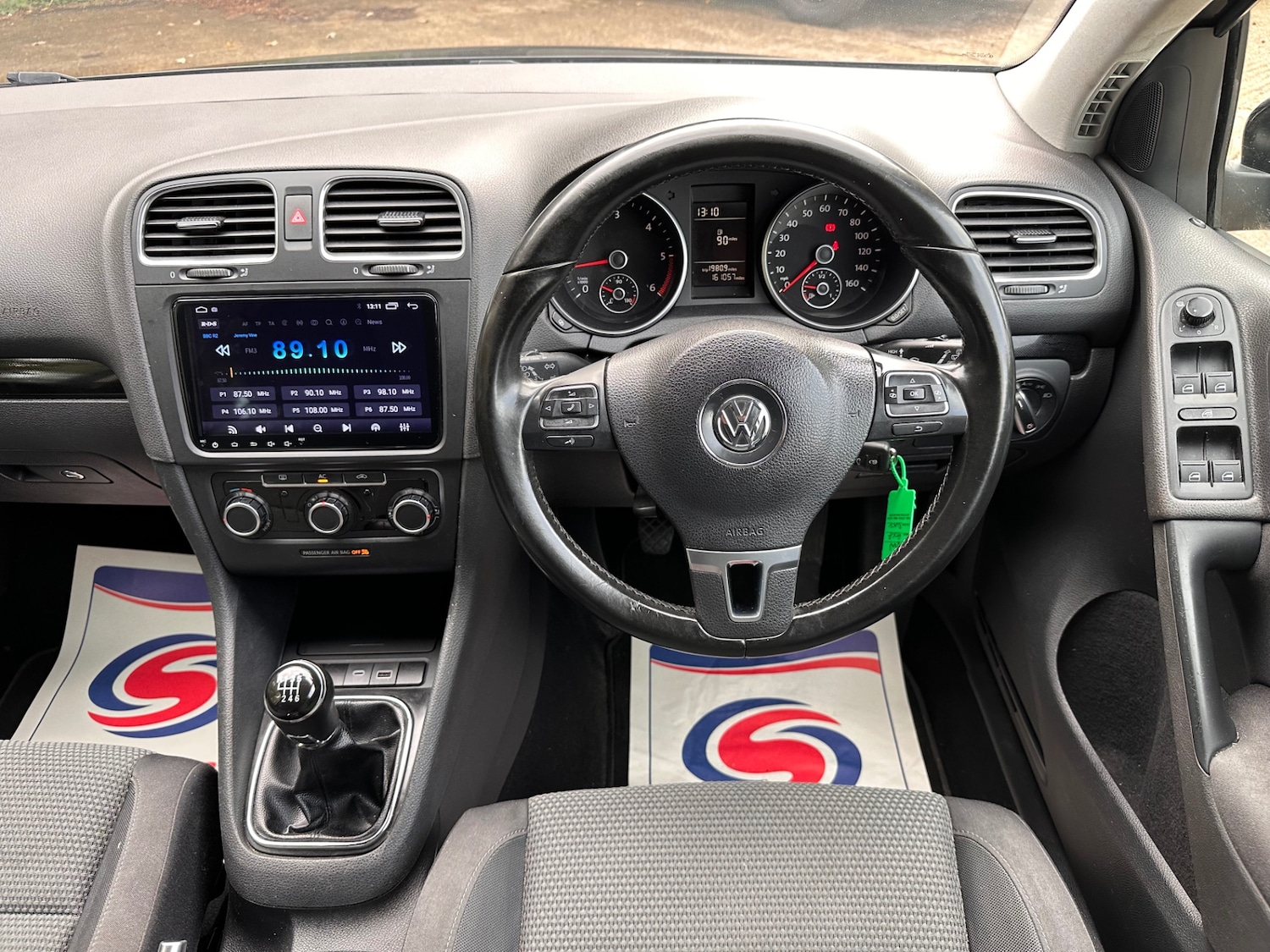 Used Volkswagen Golf 2010 for sale - 76316379: Photo 24