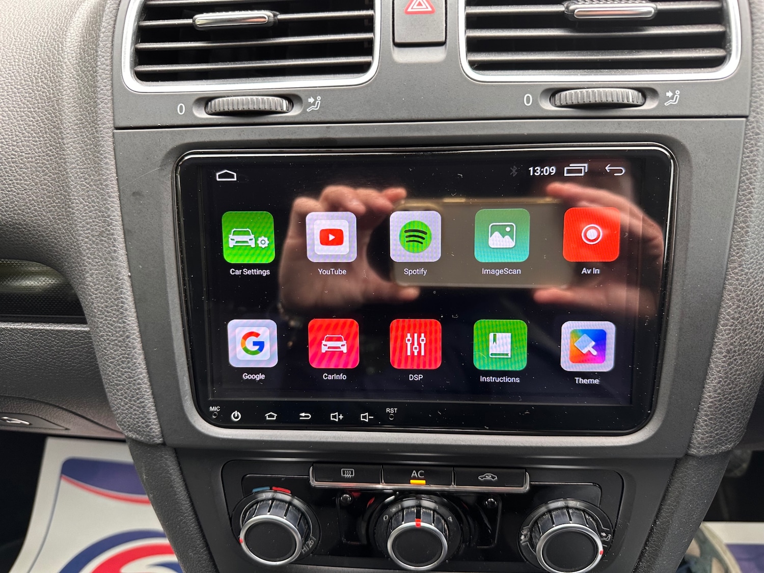 Used Volkswagen Golf 2010 for sale - 76316379: Photo 28