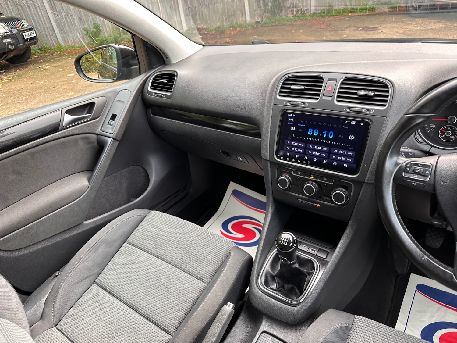 Used Volkswagen Golf 2010 for sale - 76316379: Photo 32