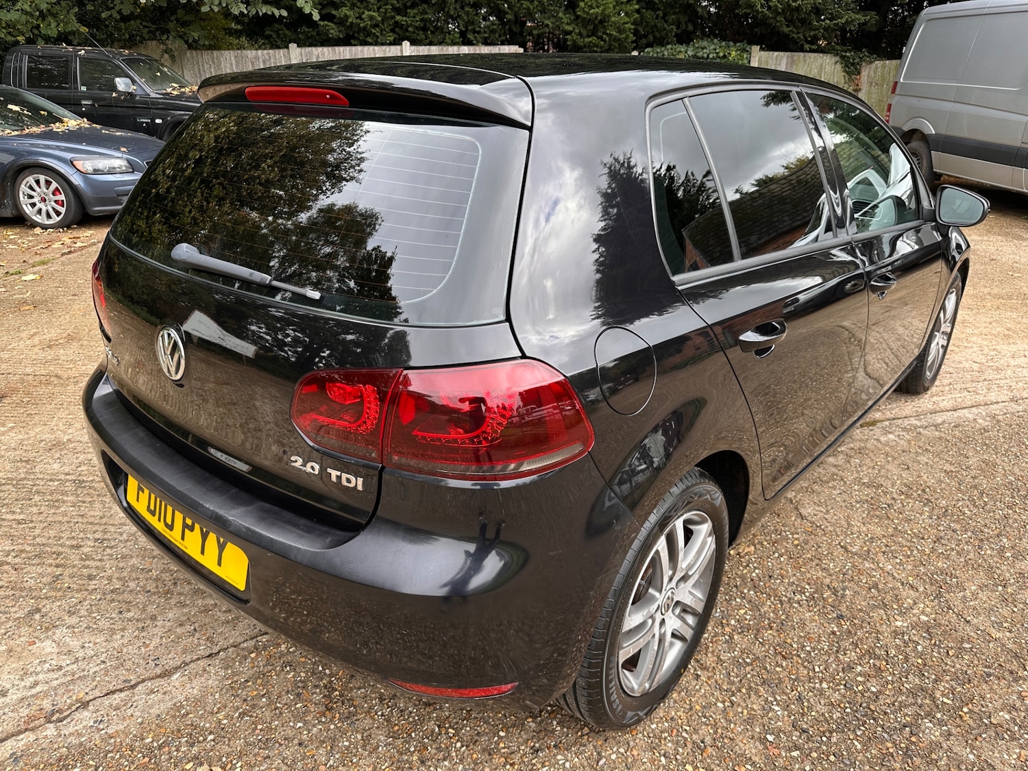 Used Volkswagen Golf 2010 for sale - 76316379: Photo 4