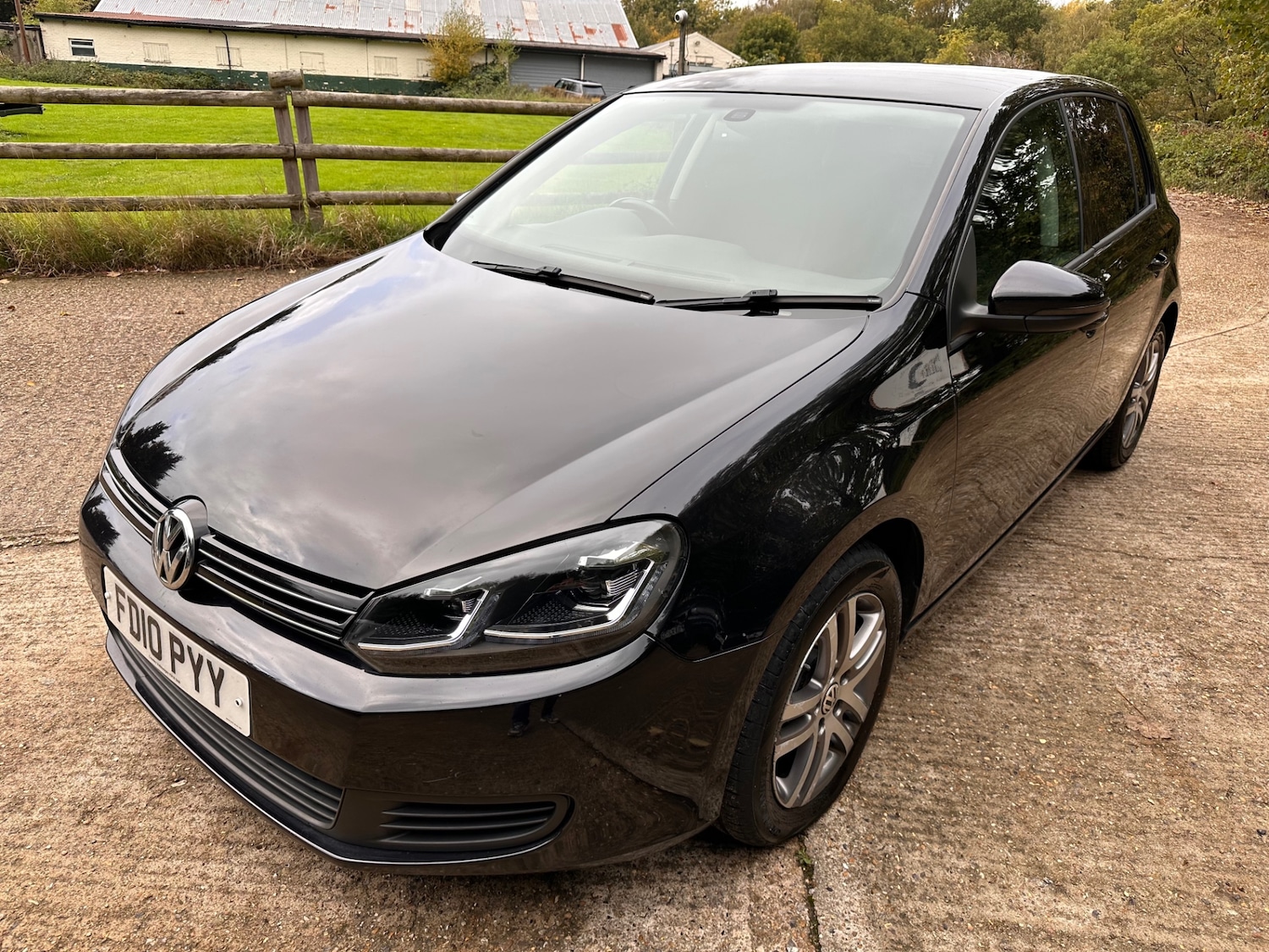 Used Volkswagen Golf 2010 for sale - 76316379: Photo 7