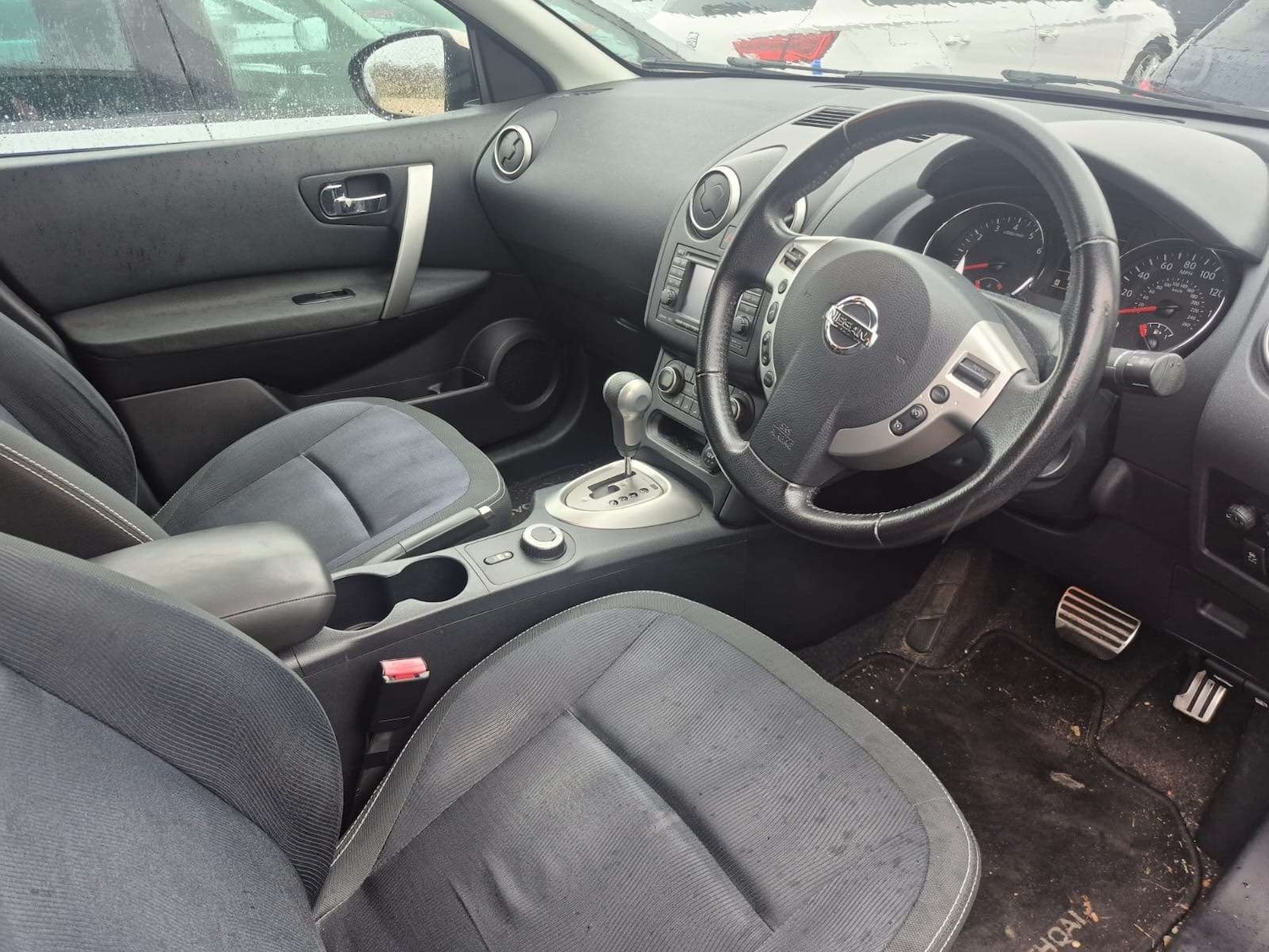 Used Nissan Qashqai 2010 for sale - 77337028: Photo 4