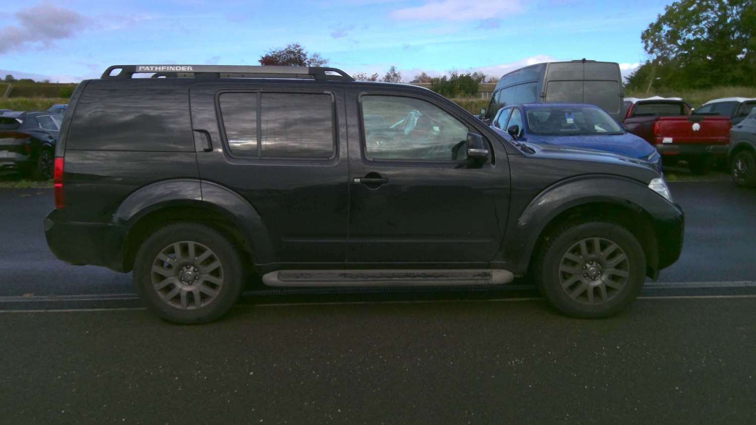 Used Nissan Pathfinder 2012 for sale - 76363014: Photo 3