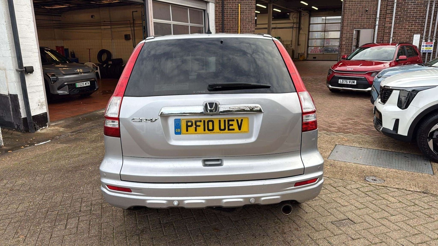 Used Honda CR-V 2010 for sale - 76556724: Photo 5