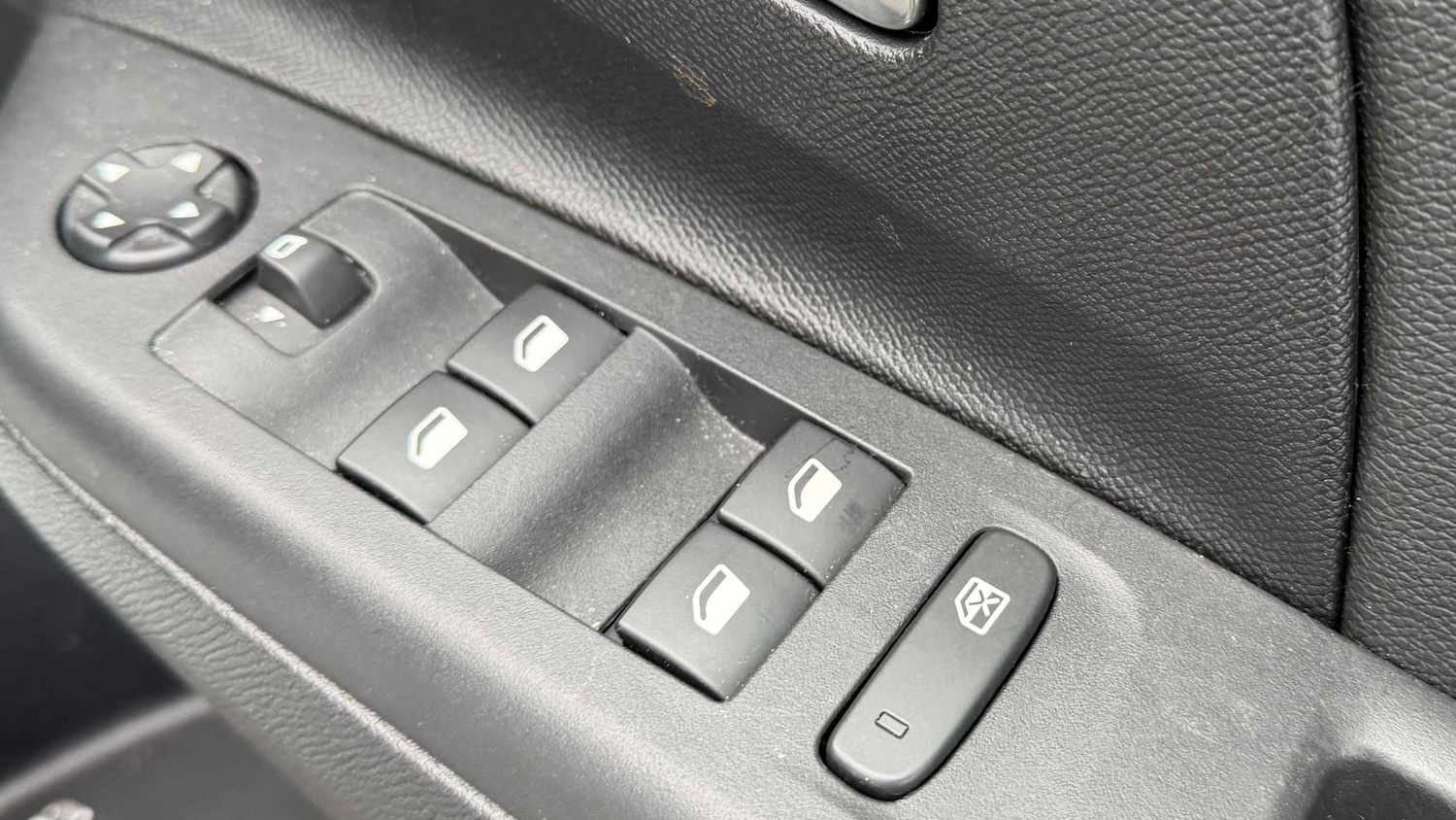 Used Vauxhall Corsa 2023 for sale - 78037871: Photo 18