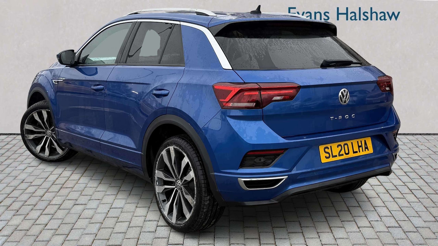 Used Volkswagen T-Roc 2020 for sale - 78188052: Photo 2