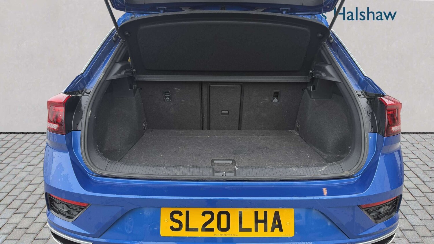 Used Volkswagen T-Roc 2020 for sale - 78188052: Photo 7