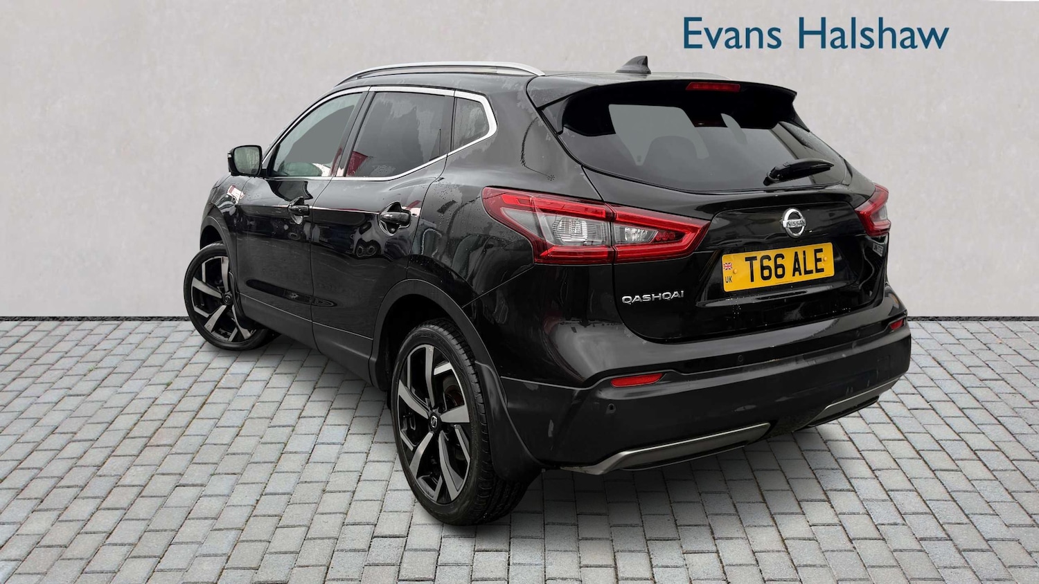 Used Nissan Qashqai for sale - 77860423: Photo 2