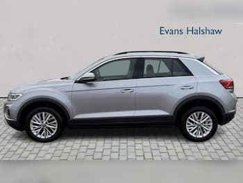 Used Volkswagen T-Roc 2023 for sale - 79730929: Photo