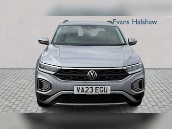 Used Volkswagen T-Roc 2023 for sale - 79730929: Photo