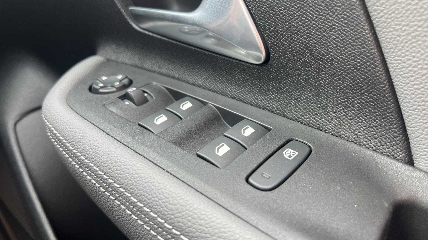 Used Vauxhall Mokka 2025 for sale - 77860795: Photo 29