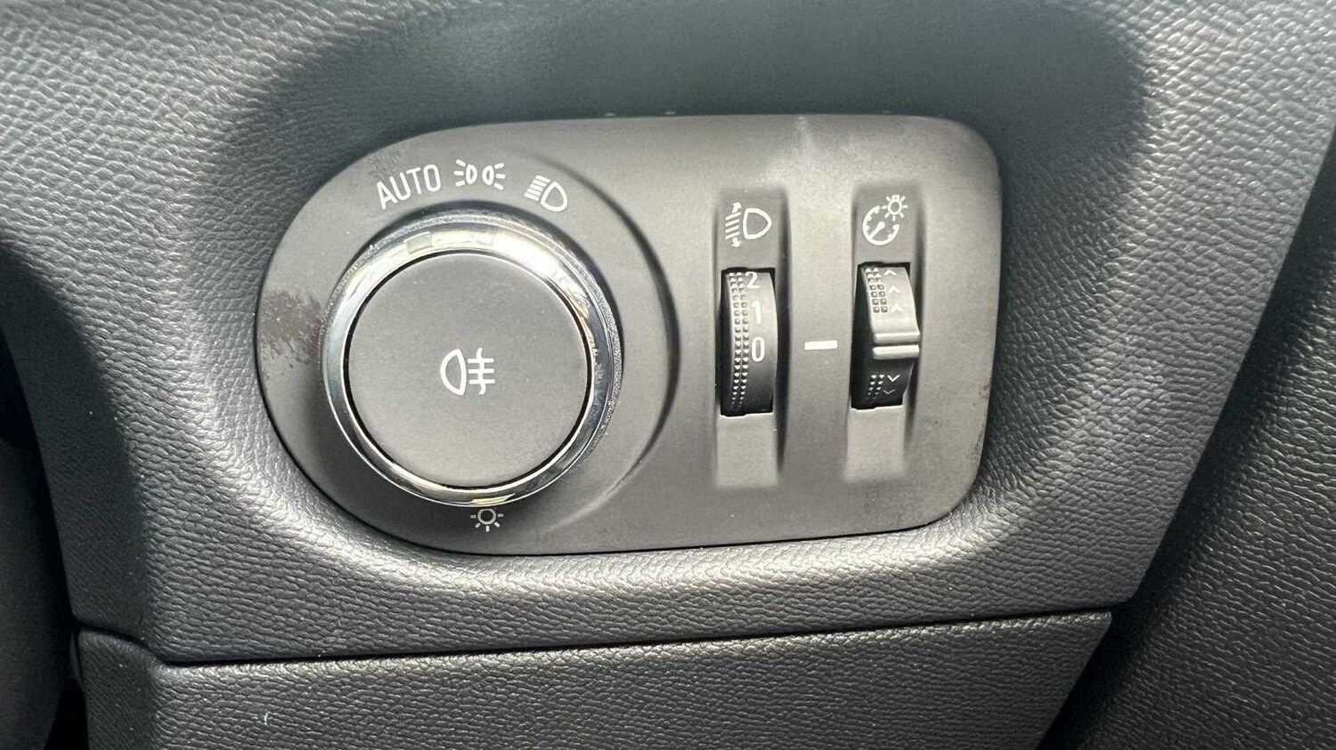 Used Vauxhall Mokka 2025 for sale - 77860795: Photo 31