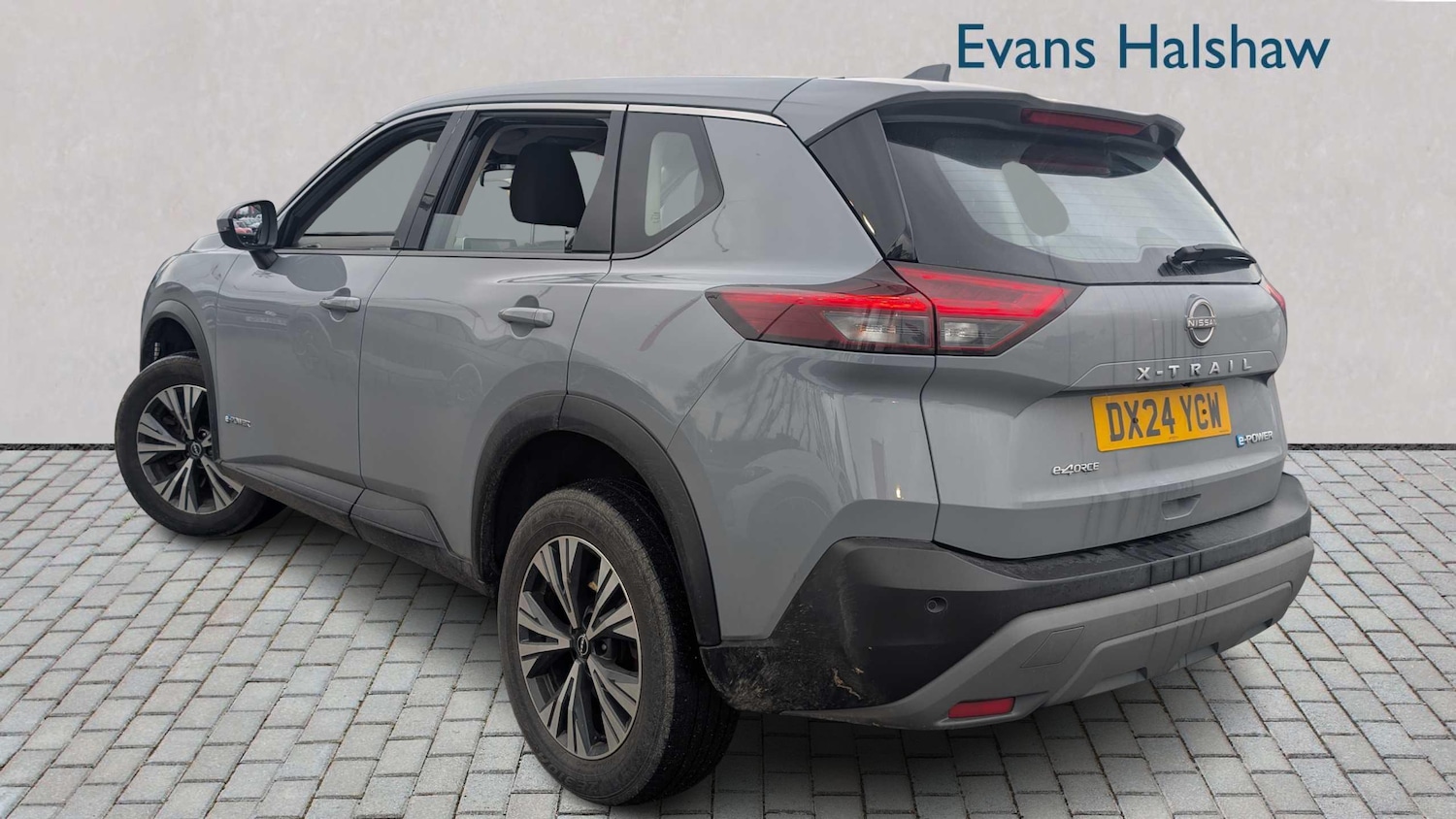 Used Nissan X-Trail for sale - 77858724: Photo 2