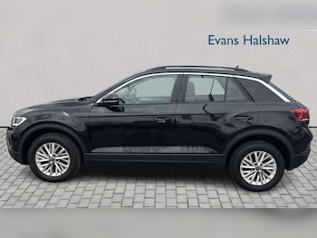 Used Volkswagen T-Roc 2023 for sale - 79095692: Photo