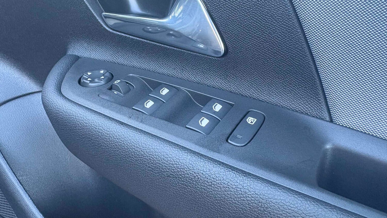 Used Vauxhall Mokka 2025 for sale - 77858001: Photo 18