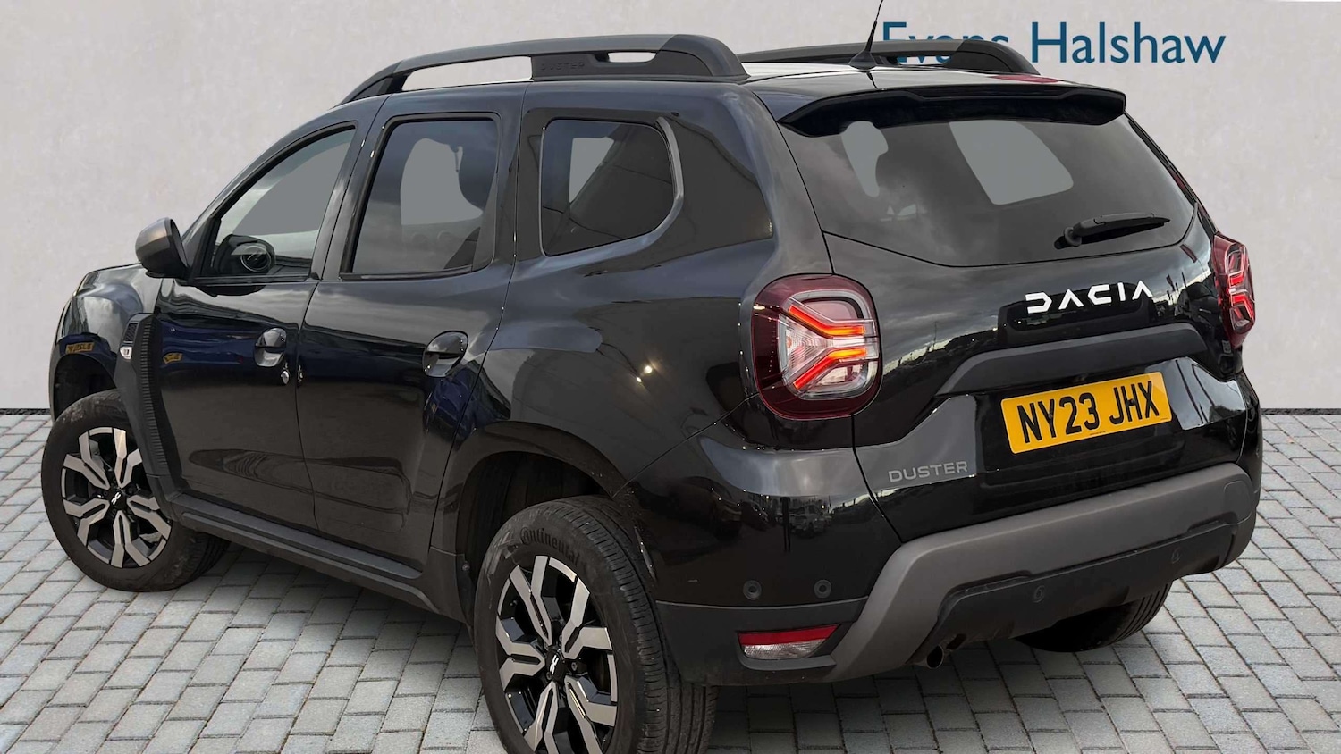 Used Dacia Duster 2023 for sale - 78076829: Photo 2