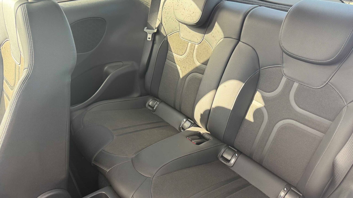 Used Vauxhall ADAM 2016 for sale - 78060268: Photo 14