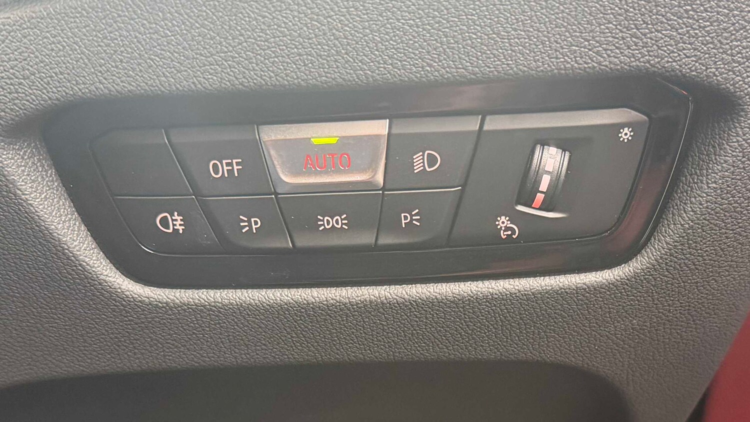 Used BMW i4 2024 for sale - 77856727: Photo 20