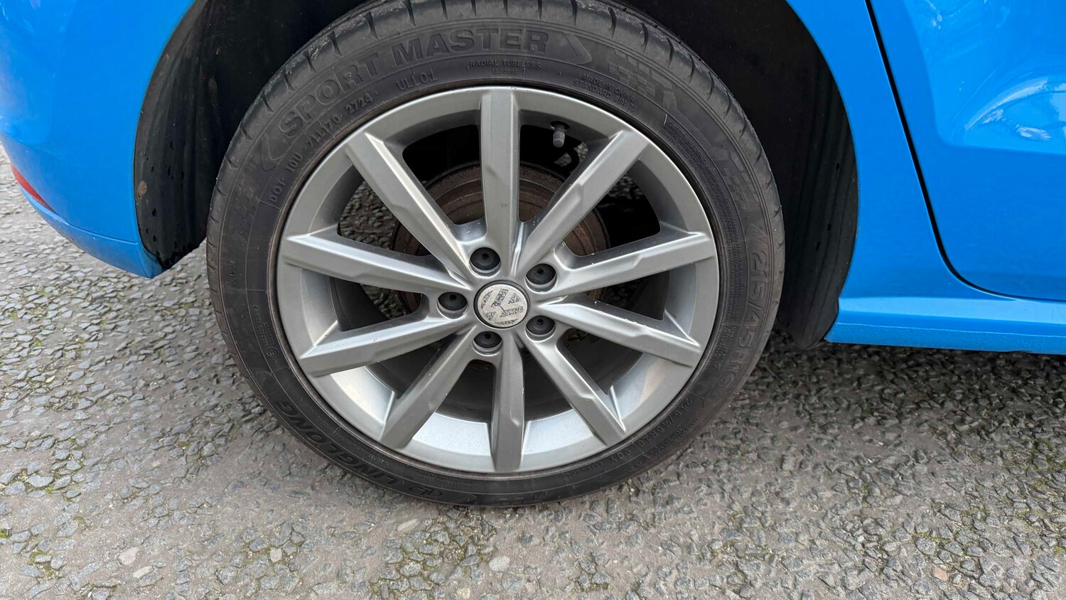 Used Volkswagen Polo 2015 for sale - 77857921: Photo 8