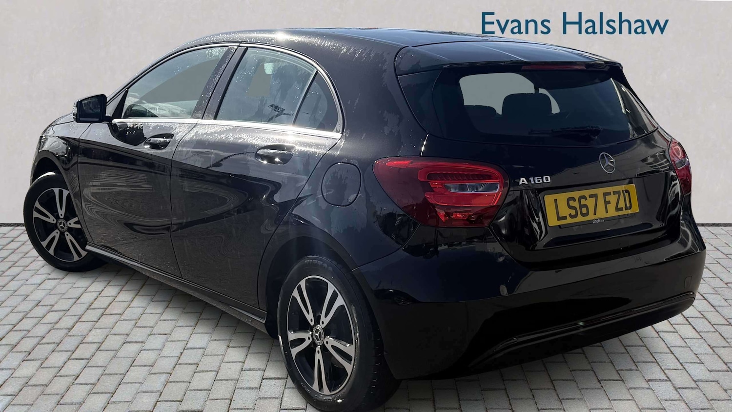 Used Mercedes-Benz A-Class 2017 for sale - 78173596: Photo 2