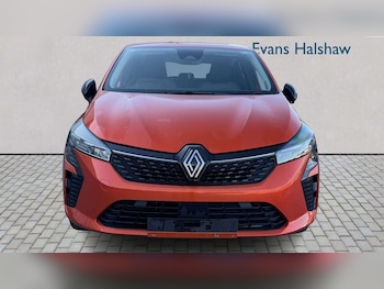 Used Renault Clio 2024 for sale - 78465164: Photo