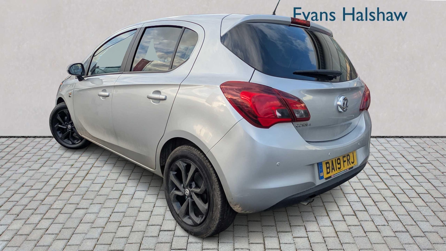 Used Vauxhall Corsa for sale - 77860426: Photo 2