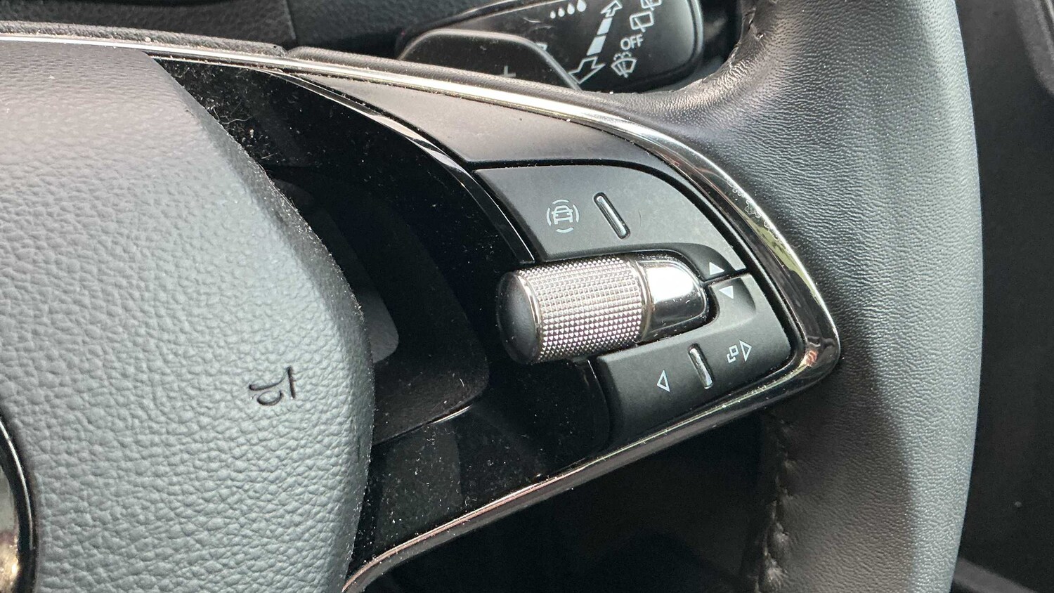 Used Skoda Karoq for sale - 77862195: Photo 15