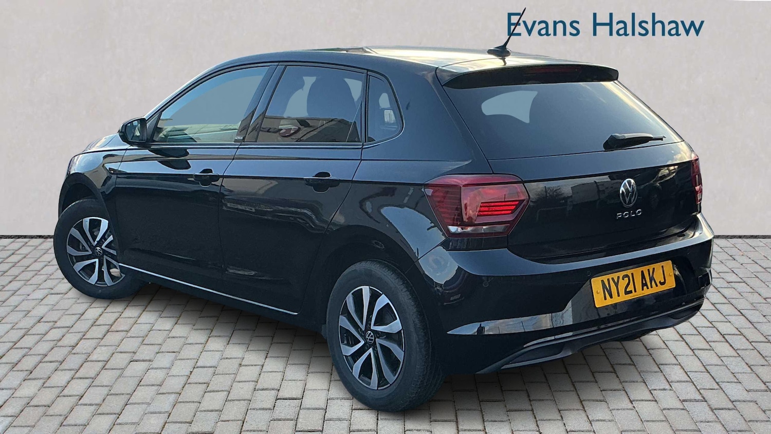 Used Volkswagen Polo 2021 for sale - 77856987: Photo 2