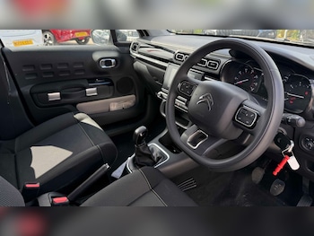 Used Citroen C3 2024 for sale - 78564558: Photo