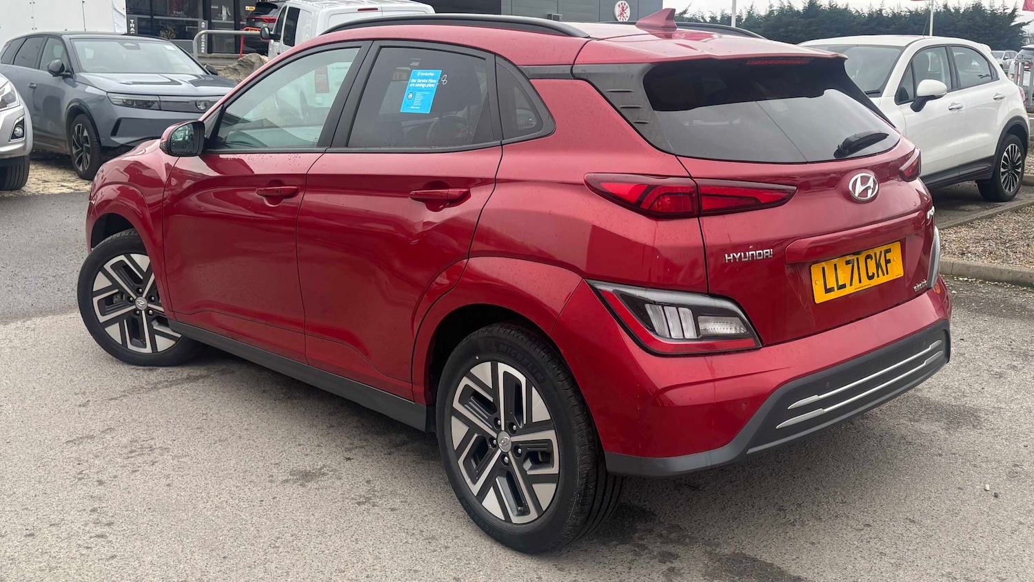 Used Hyundai KONA 2022 for sale - 77858566: Photo 2