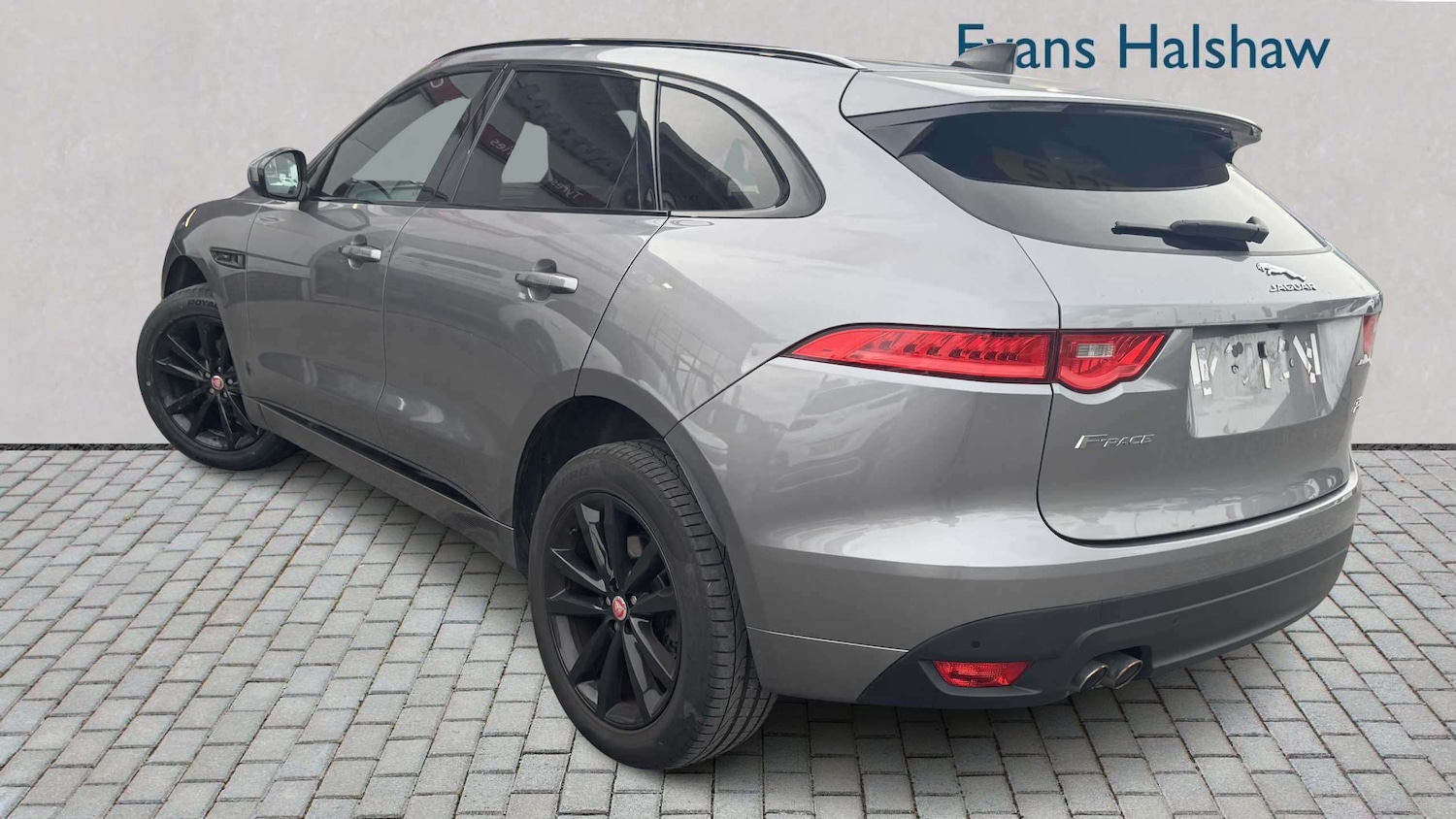 Used Jaguar F-Pace 2021 for sale - 78052248: Photo 2