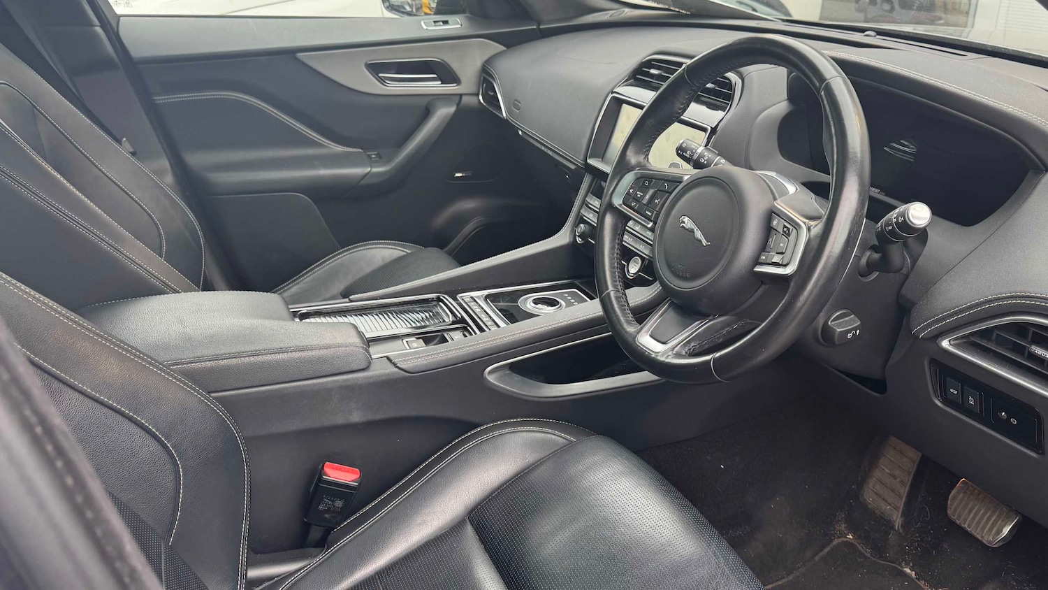 Used Jaguar F-Pace 2021 for sale - 78052248: Photo 8