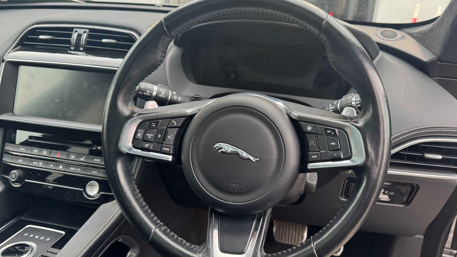 Used Jaguar F-Pace 2021 for sale - 78052248: Photo 9