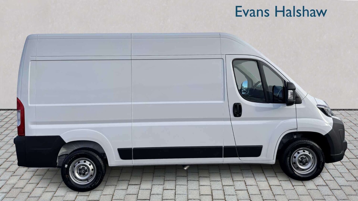 Used Vauxhall Movano 2025 for sale - 77859534: Photo 2