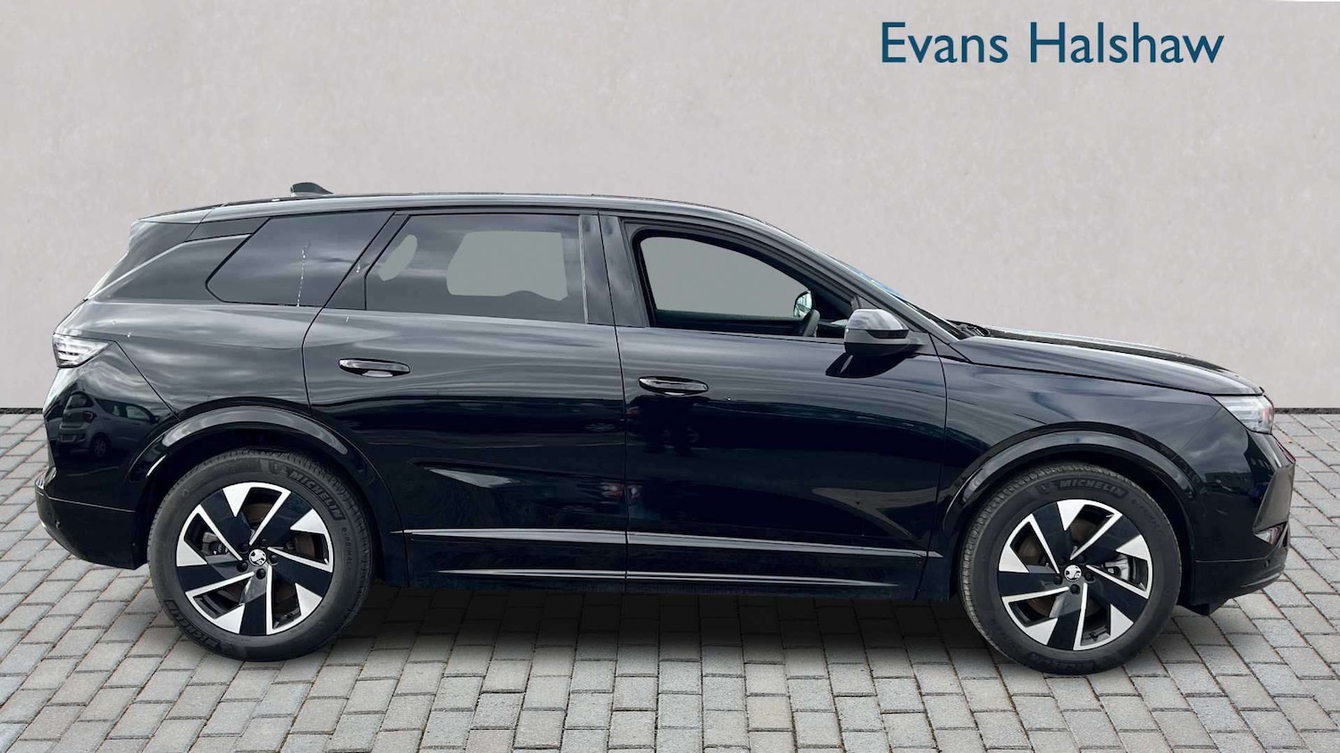 Used Vauxhall Grandland 2024 for sale - 77859014: Photo 2