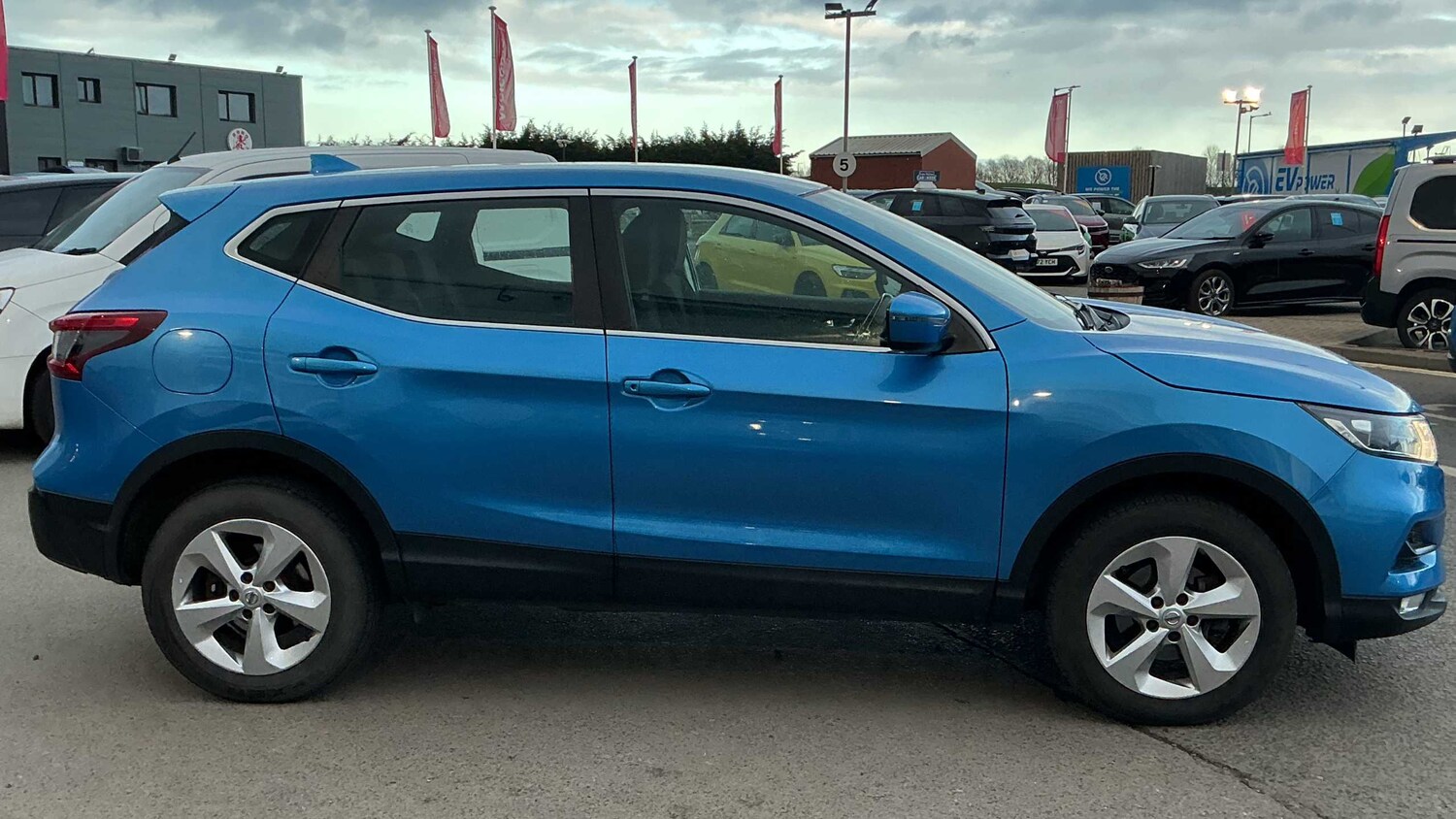 Used Nissan Qashqai for sale - 77860343: Photo 15
