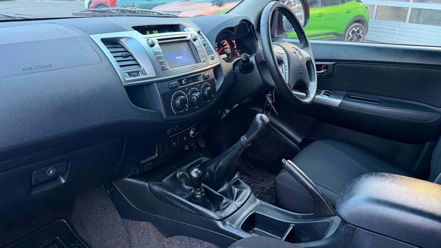 Used Toyota Hilux for sale - 77860761: Photo 13