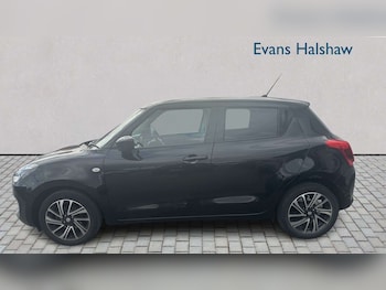 Used Suzuki Swift 2023 for sale - 79415490: Photo