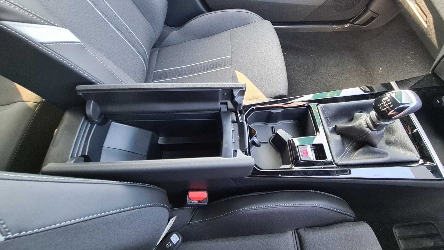 Used Vauxhall Astra 2025 for sale - 77979450: Photo 34