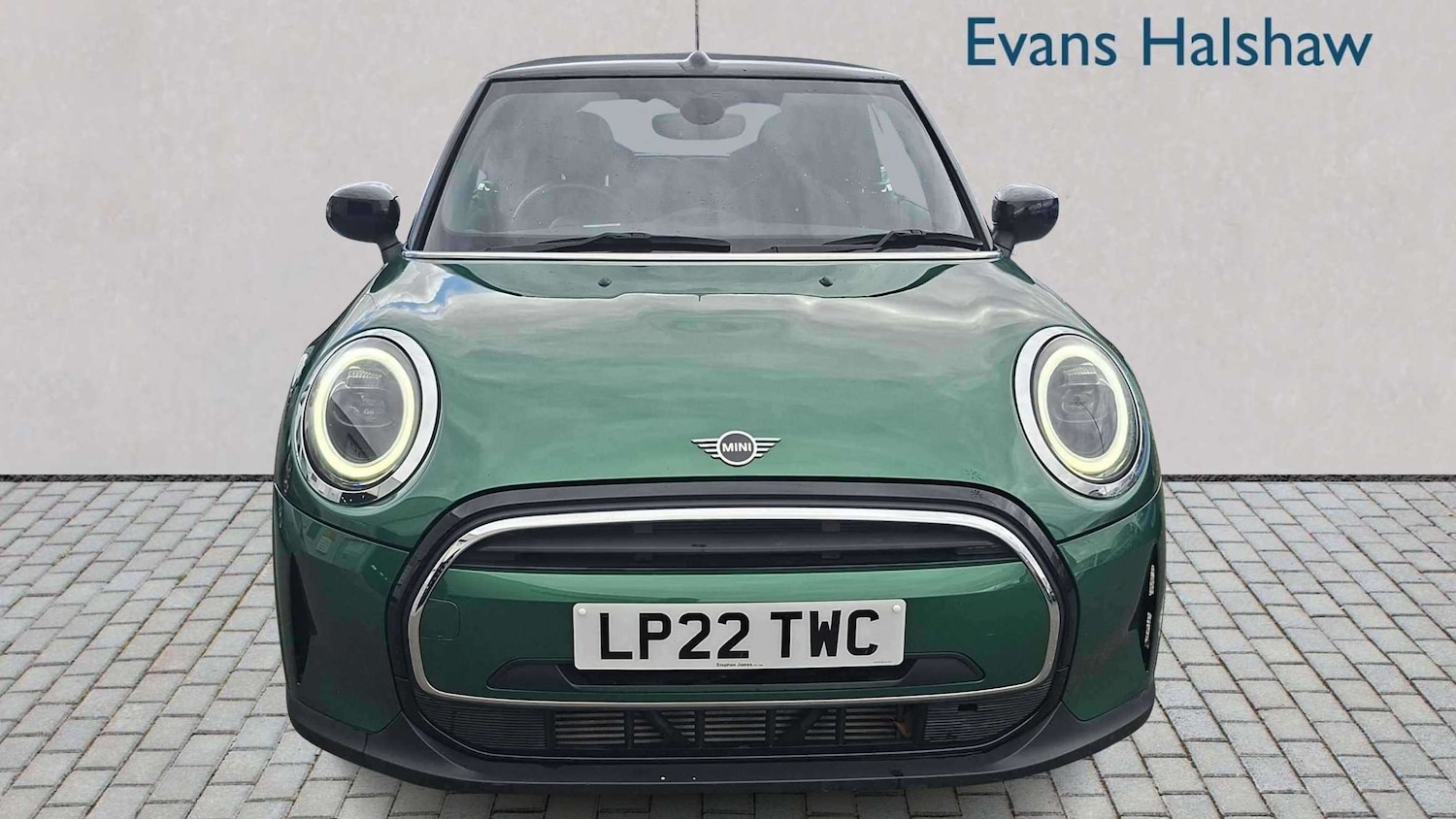 Used MINI Convertible 2022 for sale - 77857581: Photo 2