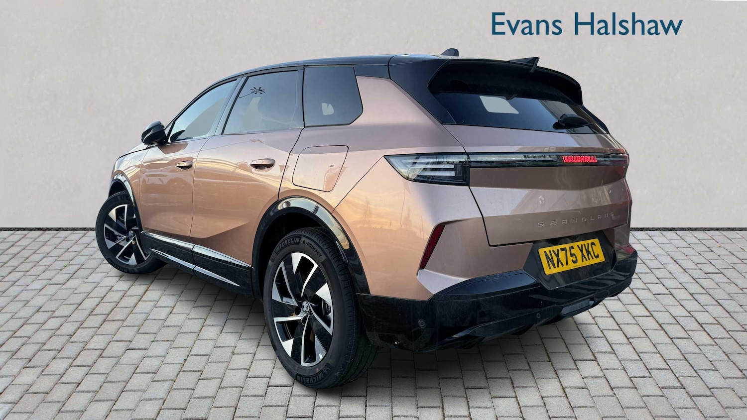 Used Vauxhall Grandland 2025 for sale - 77856944: Photo 2